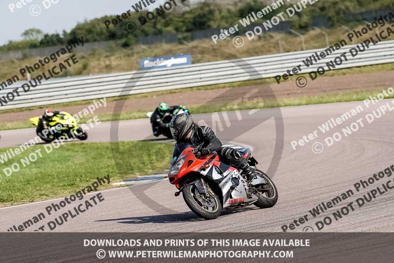 Rockingham no limits trackday;enduro digital images;event digital images;eventdigitalimages;no limits trackdays;peter wileman photography;racing digital images;rockingham raceway northamptonshire;rockingham trackday photographs;trackday digital images;trackday photos